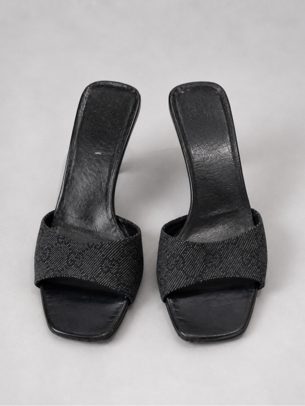 Gucci GG Denim Small Hobo + Fenim Open Toe Mule Set - Picture 11 of 16